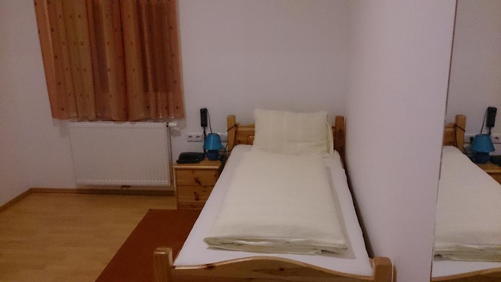 Gasthof Zum Goldenen Pflug Amstetten Pokój zdjęcie