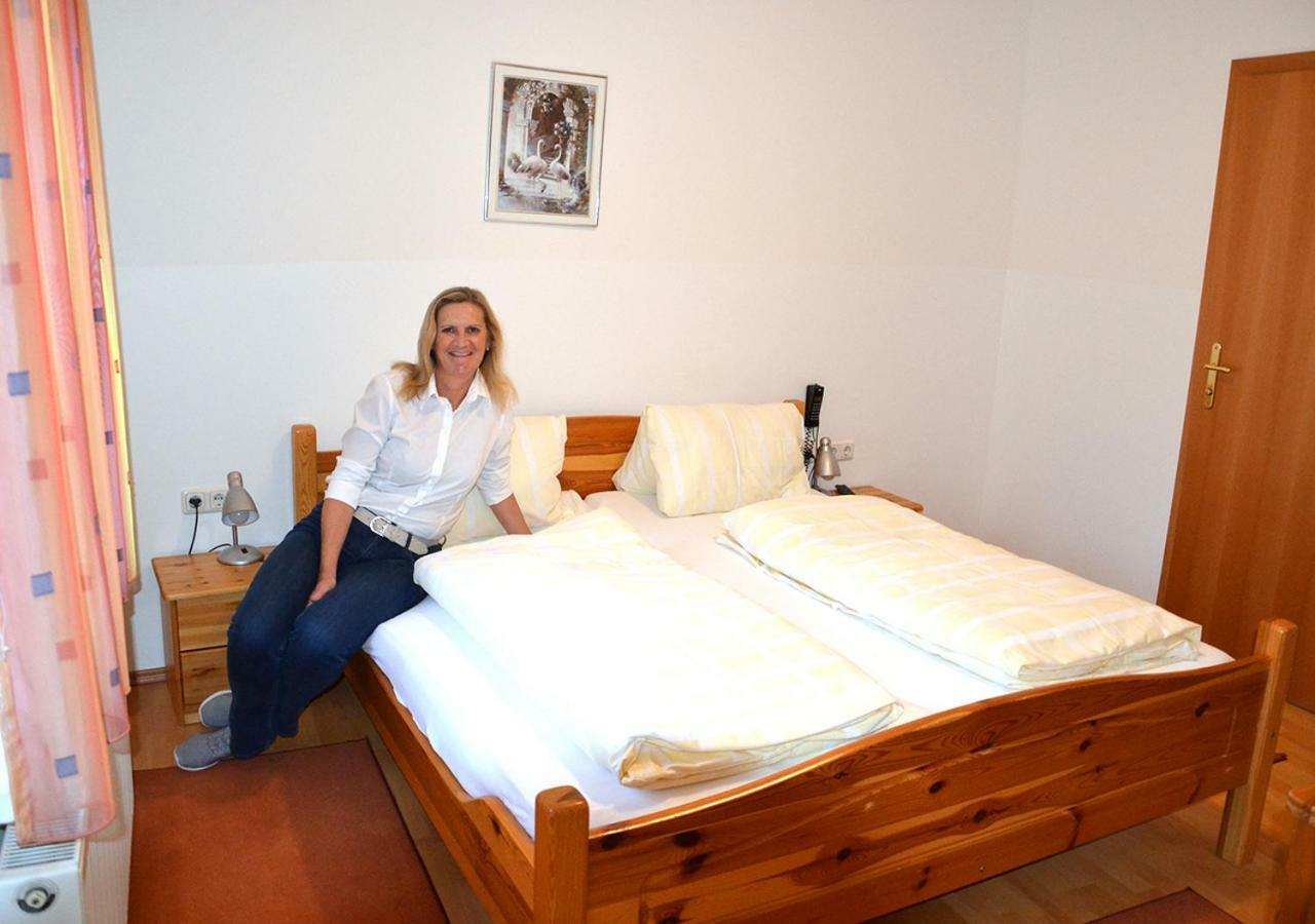 Gasthof Zum Goldenen Pflug Amstetten Zewnętrze zdjęcie