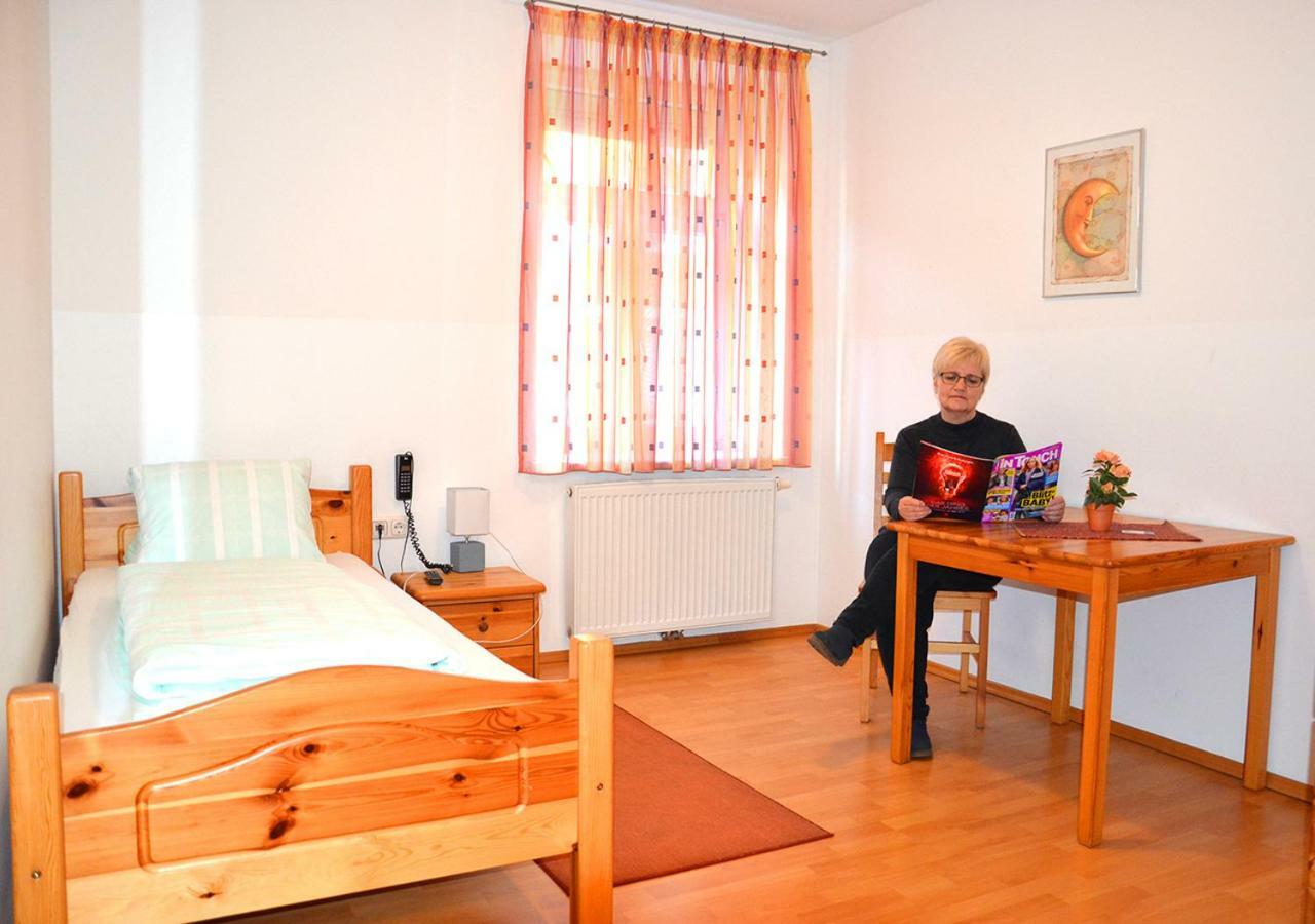 Gasthof Zum Goldenen Pflug Amstetten Zewnętrze zdjęcie